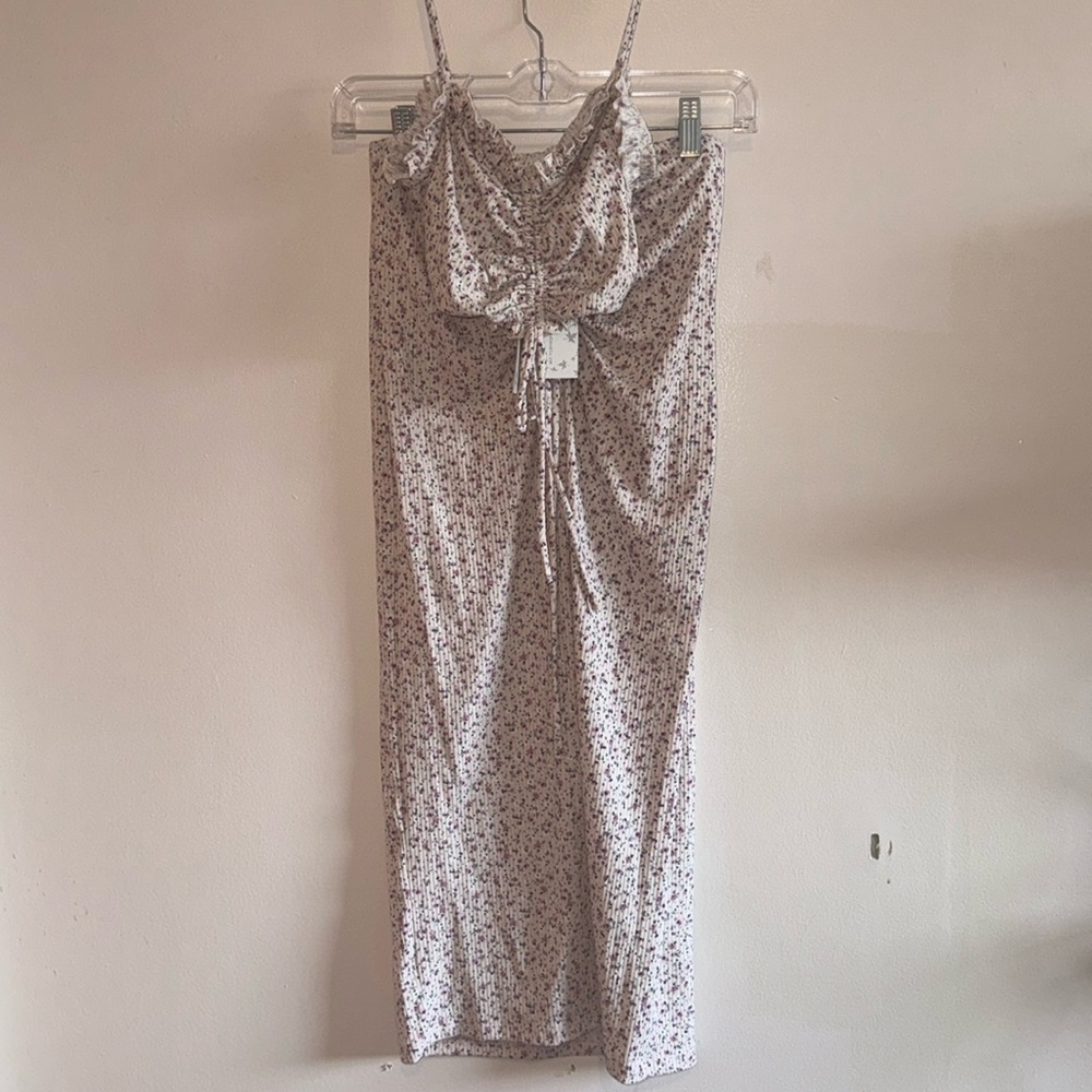 Adorable matching set. Floral cami crop top with matching maxi skirt